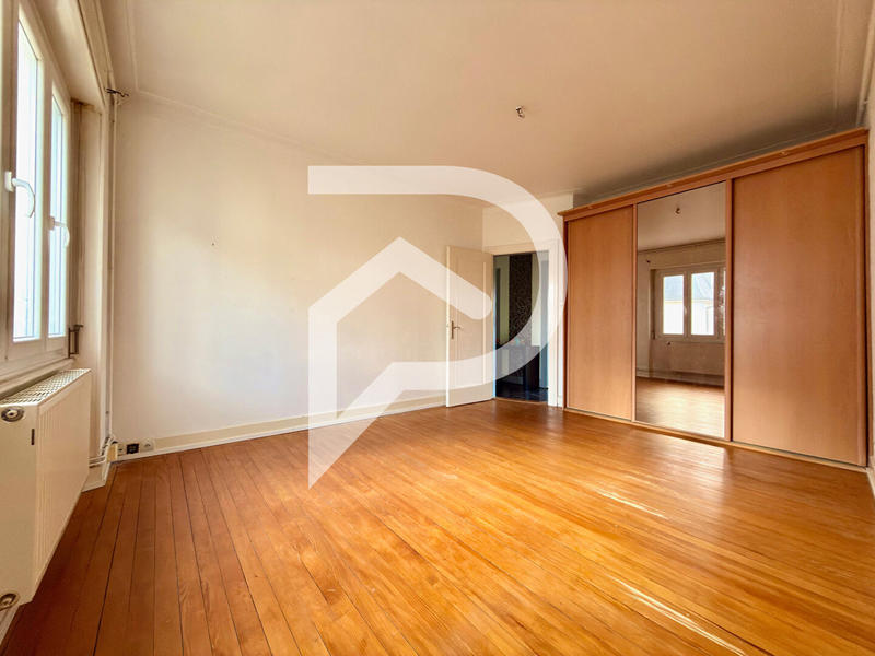 Appartement - 92 m² - 4 pièces