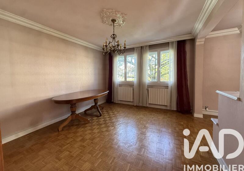 Maison - 88 m² - 5 pièces