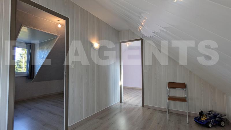 Maison traditionnelle - 126 m² - 7 pièces