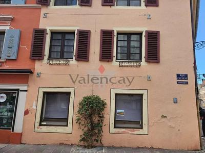 Local commercial - 54 m² - 1 pièce