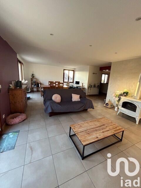 Maison - 216 m² - 6 pièces