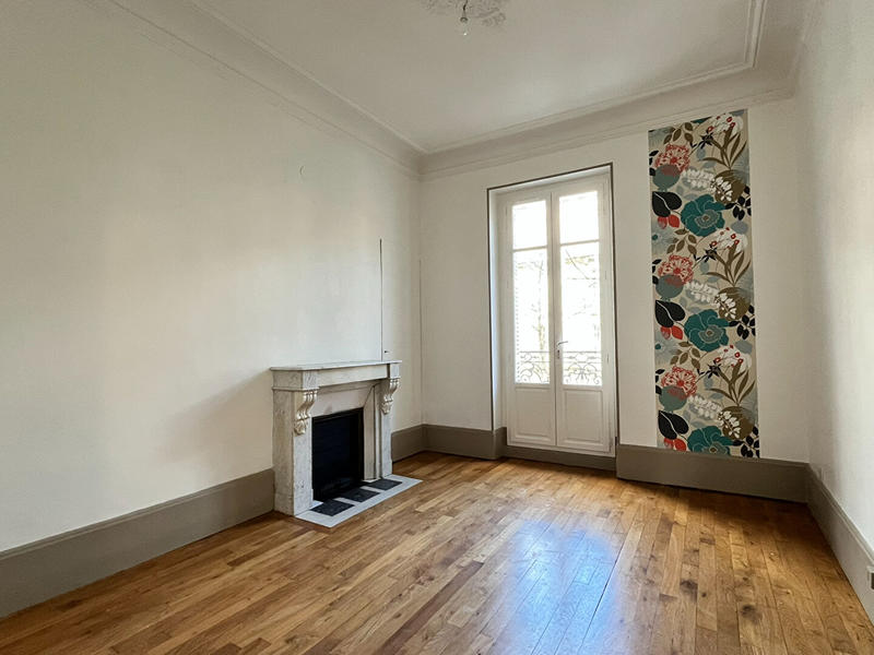 Bureau - 55 m² - 4 pièces