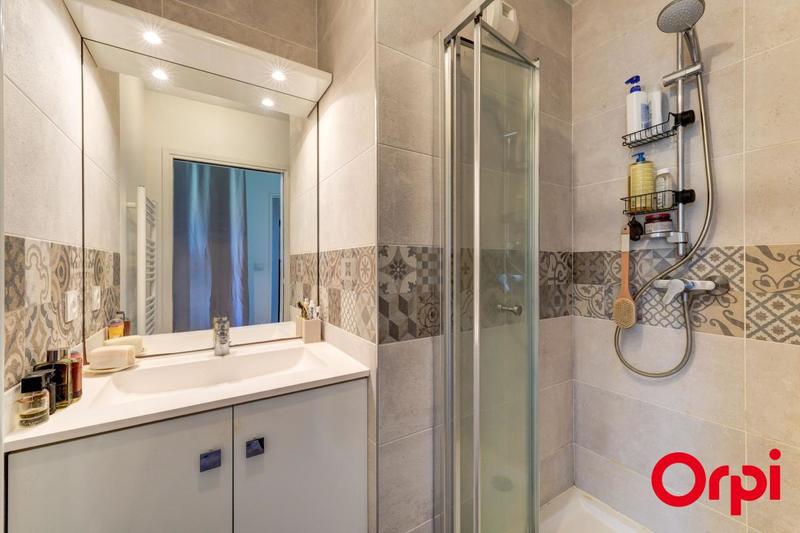 Duplex - 98 m² - 5 pièces