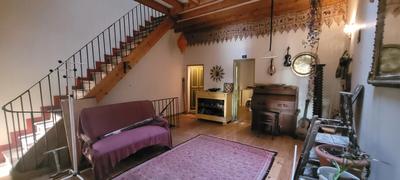 Maison - 232 m² - 6 pièces