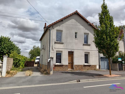Maison - 90 m² - 4 pièces