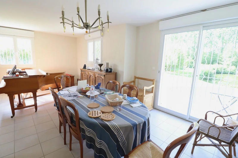 Viager - Maison - 160 m² - 5 pièces