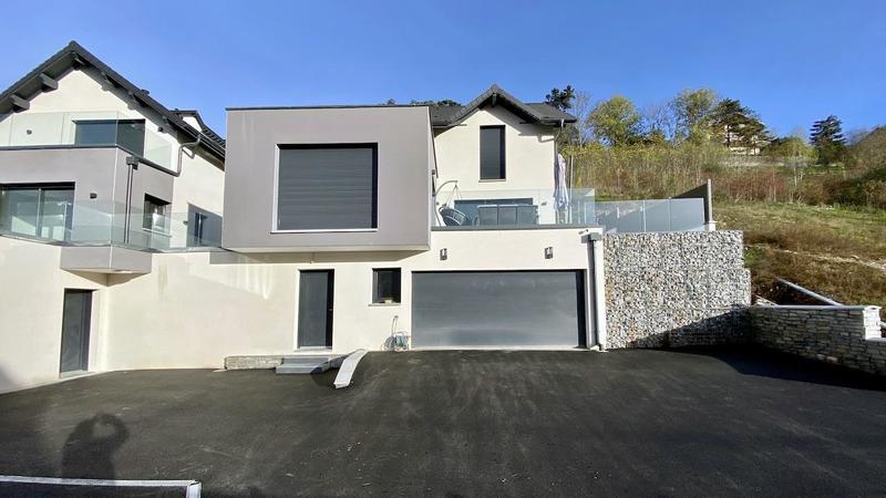 Villa - 130 m² - 4 pièces