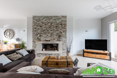 Maison - 165 m² - 8 pièces