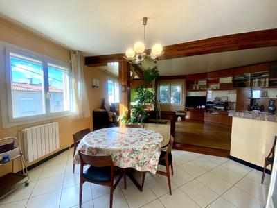 Maison - 168 m² - 7 pièces