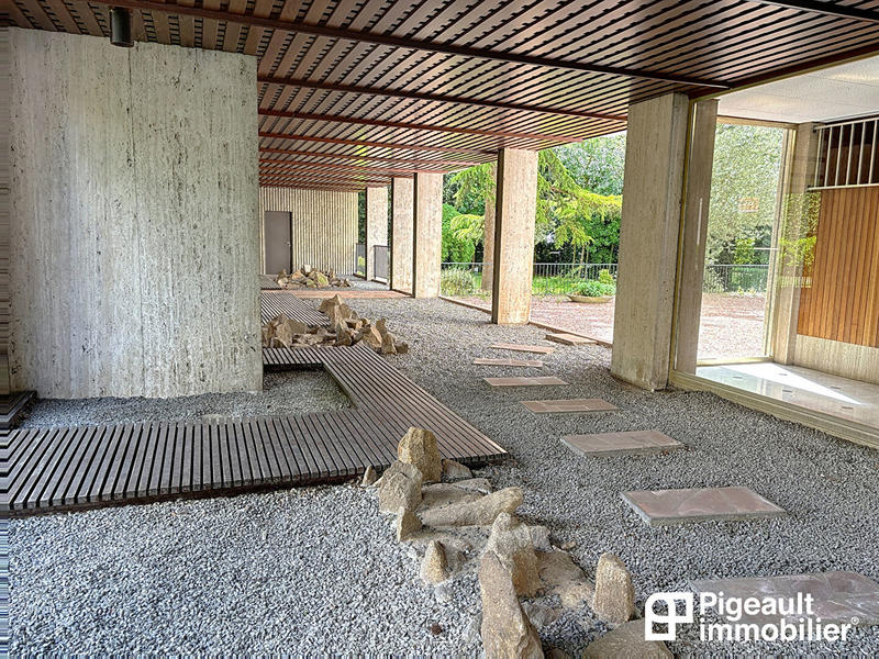 Appartement - 120 m² - 5 pièces