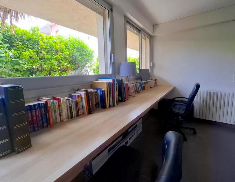 Maison - 212 m² - 9 pièces