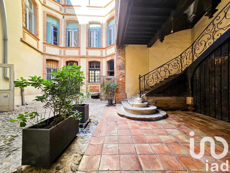 Appartement - 209 m² - 6 pièces