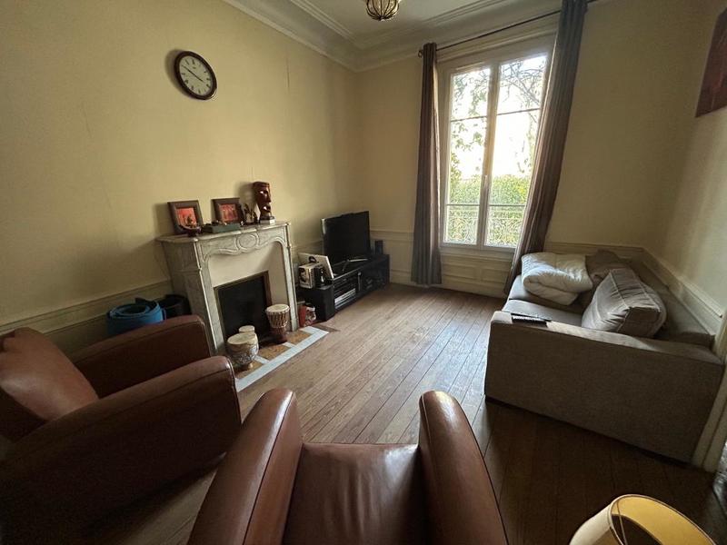 Maison - 212 m² - 6 pièces