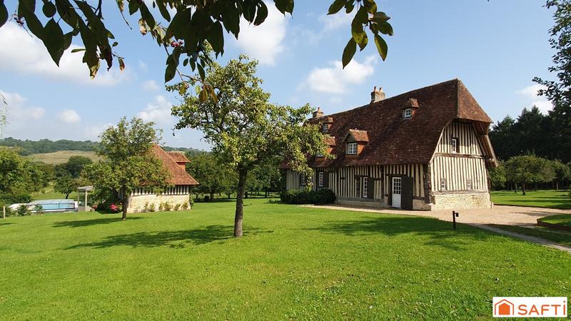 Propriété - 377 m² - 16 pièces