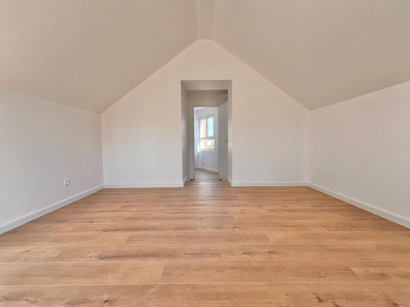 Maison - 82 m² - 4 pièces