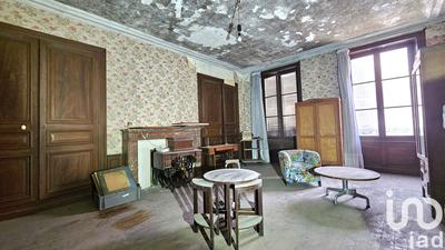 Maison - 271 m² - 10 pièces