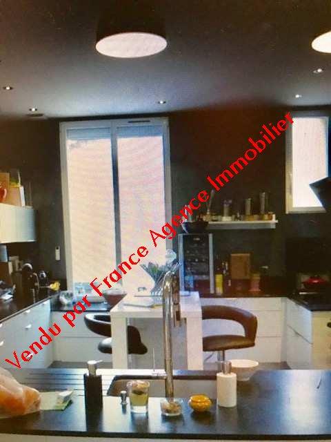 Appartement ancien - 97 m² - 3 pièces