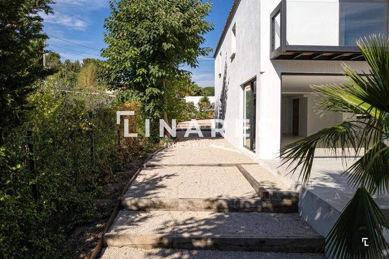 Maison - 160 m² - 5 pièces