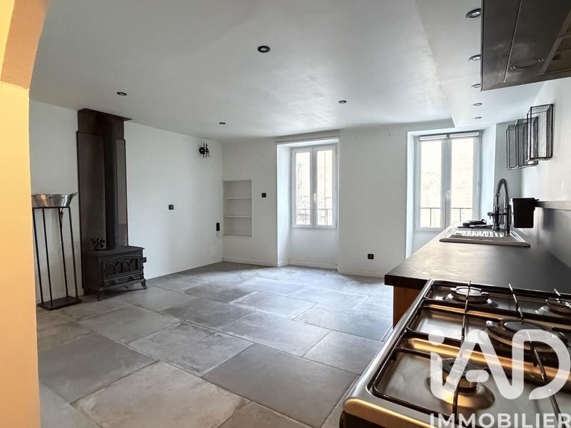 Maison de village - 91 m² - 5 pièces