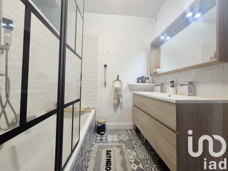 Appartement - 82 m² - 3 pièces