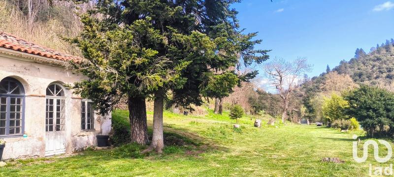 Maison - 243 m² - 15 pièces