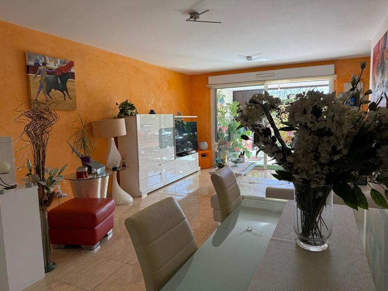 Appartement - 82 m² - 3 pièces