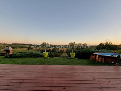 Maison - 130 m² - 5 pièces