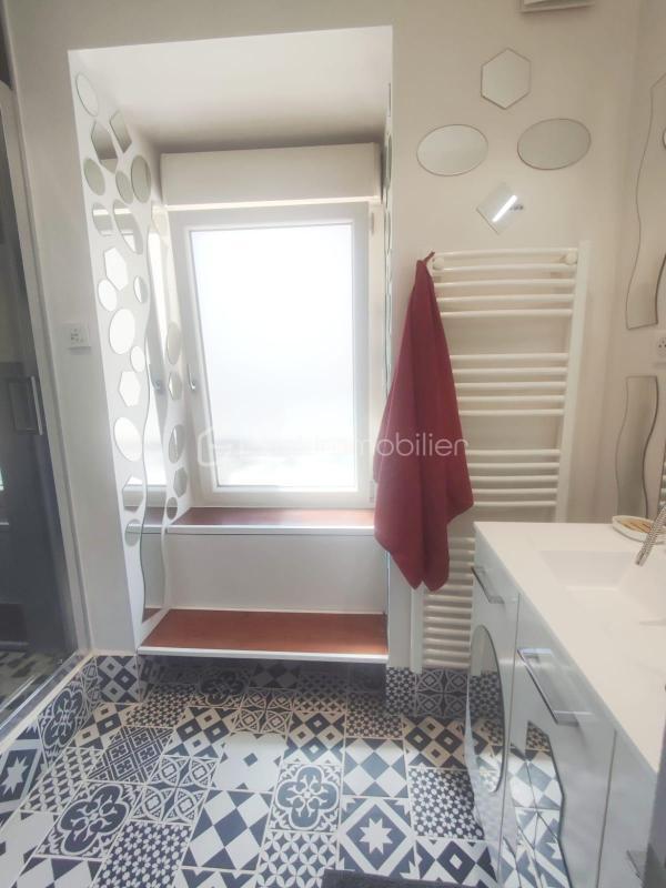 Appartement - 60 m² - 2 pièces