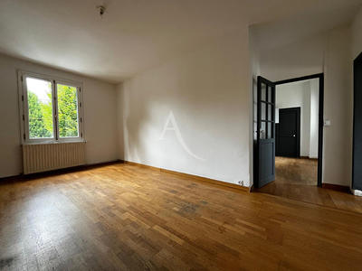 Appartement - 92 m² - 4 pièces