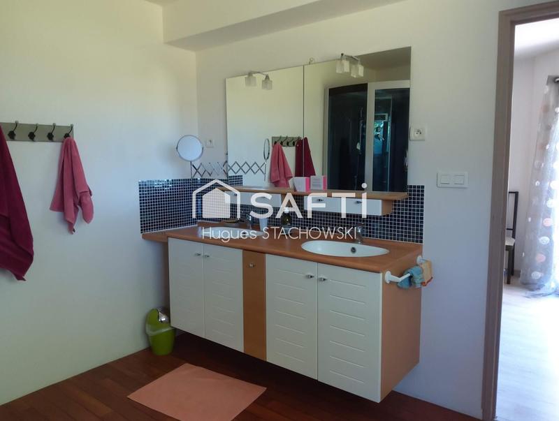 Maison - 160 m² - 6 pièces