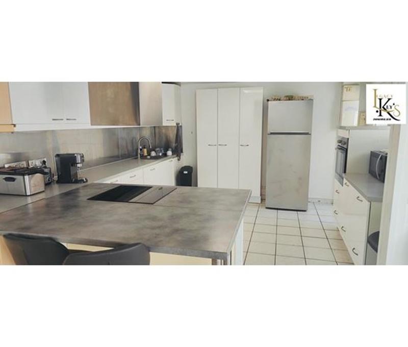 Maison traditionnelle - 149 m² - 8 pièces