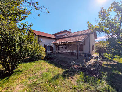 Maison - 165 m² - 6 pièces