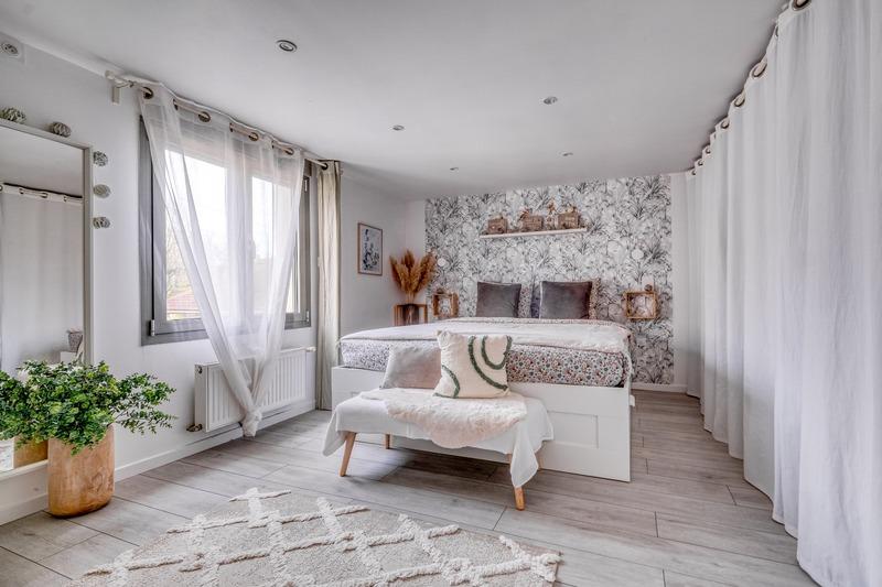 Maison - 142 m² - 6 pièces