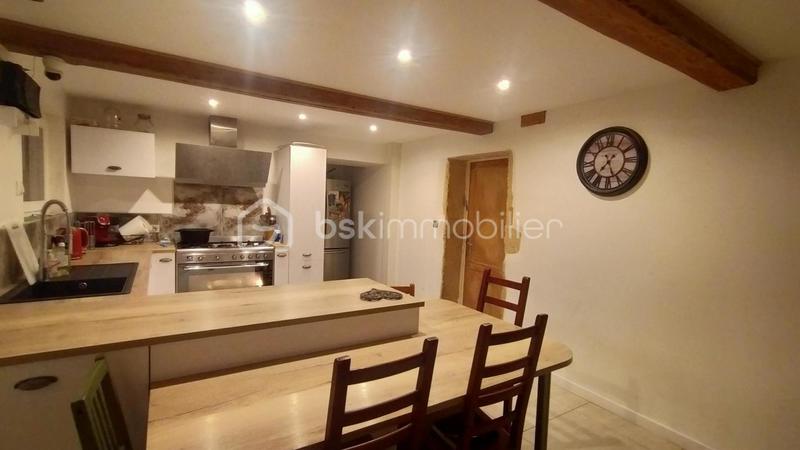 Maison - 258 m² - 8 pièces