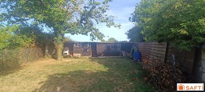 Maison - 95 m² - 5 pièces