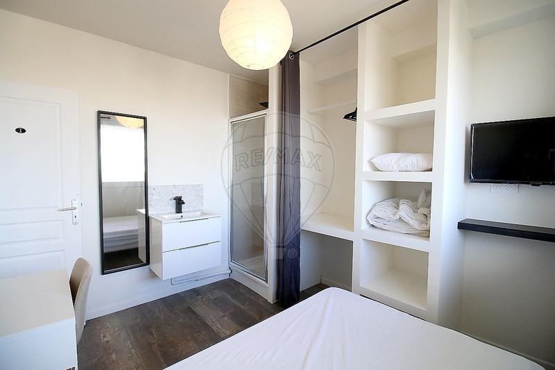 Appartement - 81 m² - 5 pièces