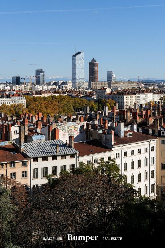 Appartement - 97 m² - 4 pièces