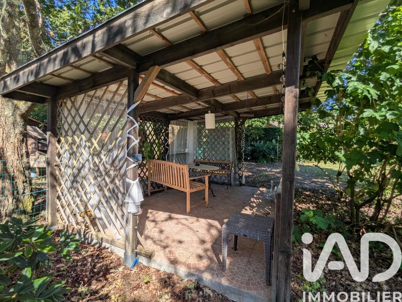 Maison - 263 m² - 9 pièces