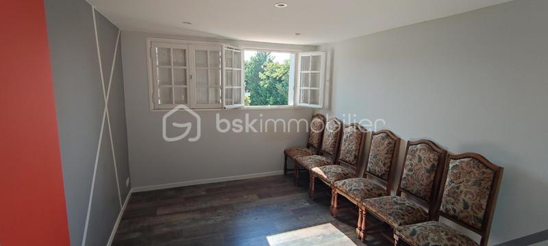 Demeure - 130 m² - 7 pièces