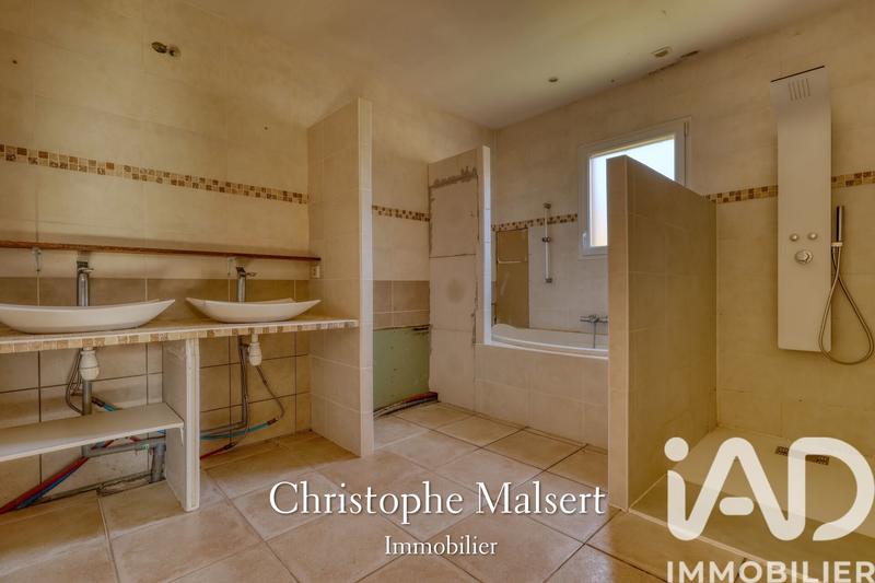 Maison - 151 m² - 5 pièces