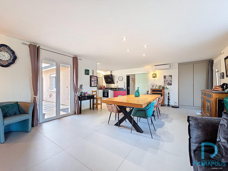 Maison - 100 m² - 4 pièces