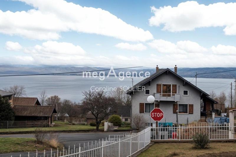 Maison - 111 m² - 6 pièces