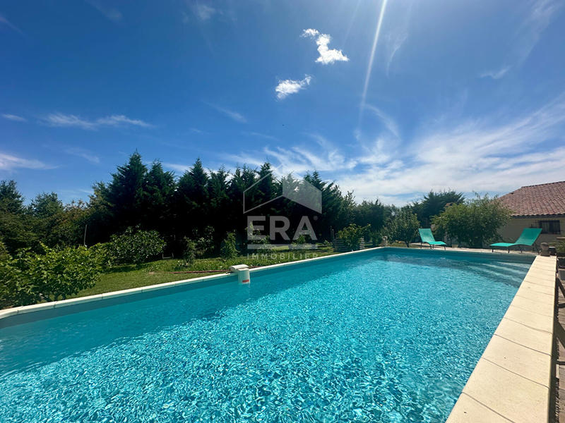 Maison - 97 m² - 4 pièces