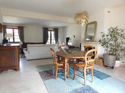Maison - 123 m² - 5 pièces