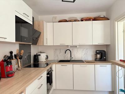 Appartement - 85 m² - 4 pièces