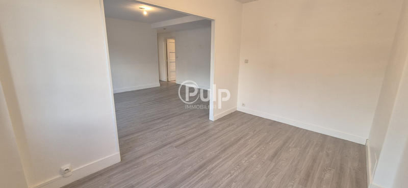 Appartement - 75 m² - 5 pièces