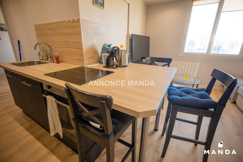 Chambre - 10 m² - 5 pièces