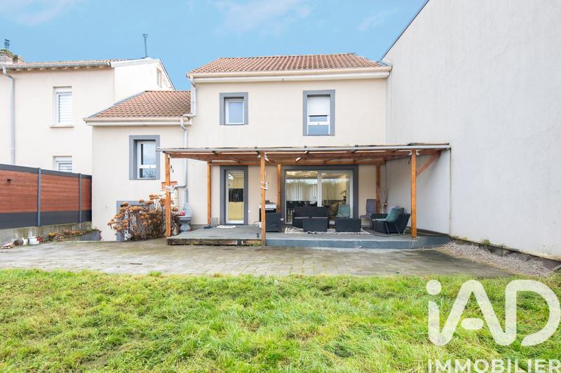 Maison de ville - 104 m² - 6 pièces