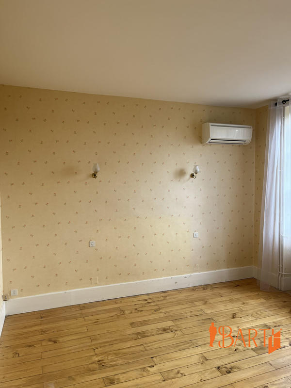 Maison ancienne - 150 m² - 5 pièces