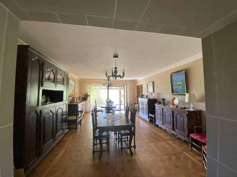 Propriété - 390 m² - 13 pièces